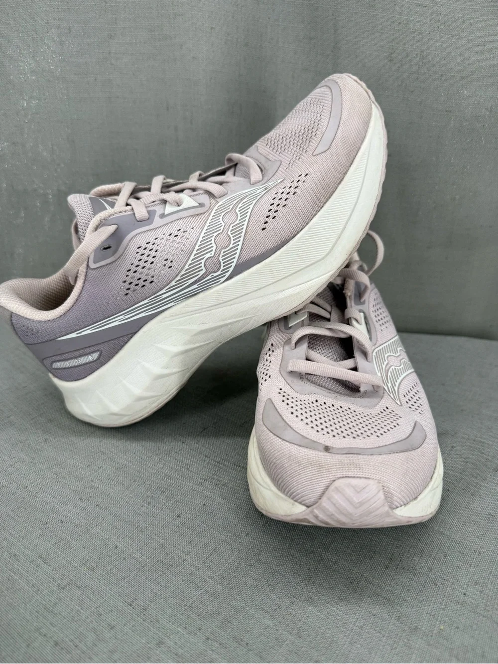 Saucony Wmns Tide 2 'Woodrose Moon sneaker womens 7